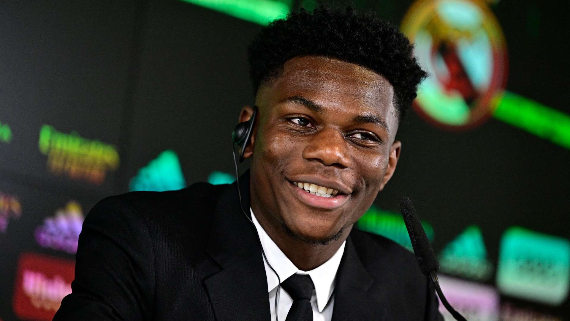 使他们具备 使他们具备